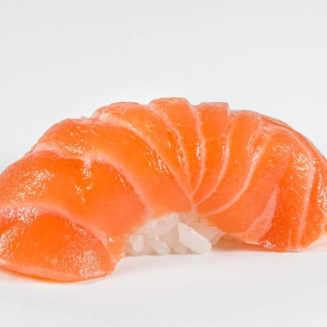 Sake (Salmon) *.